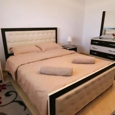 Dean Apartment *