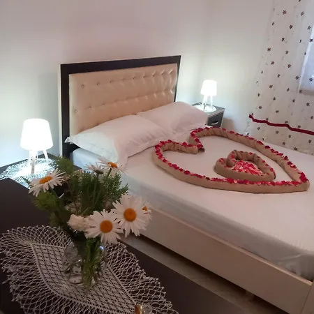 Dean Apartment Berat